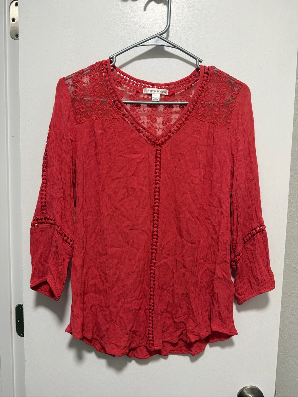 Crochet-Trim V-Neck Red Pink Women's Top